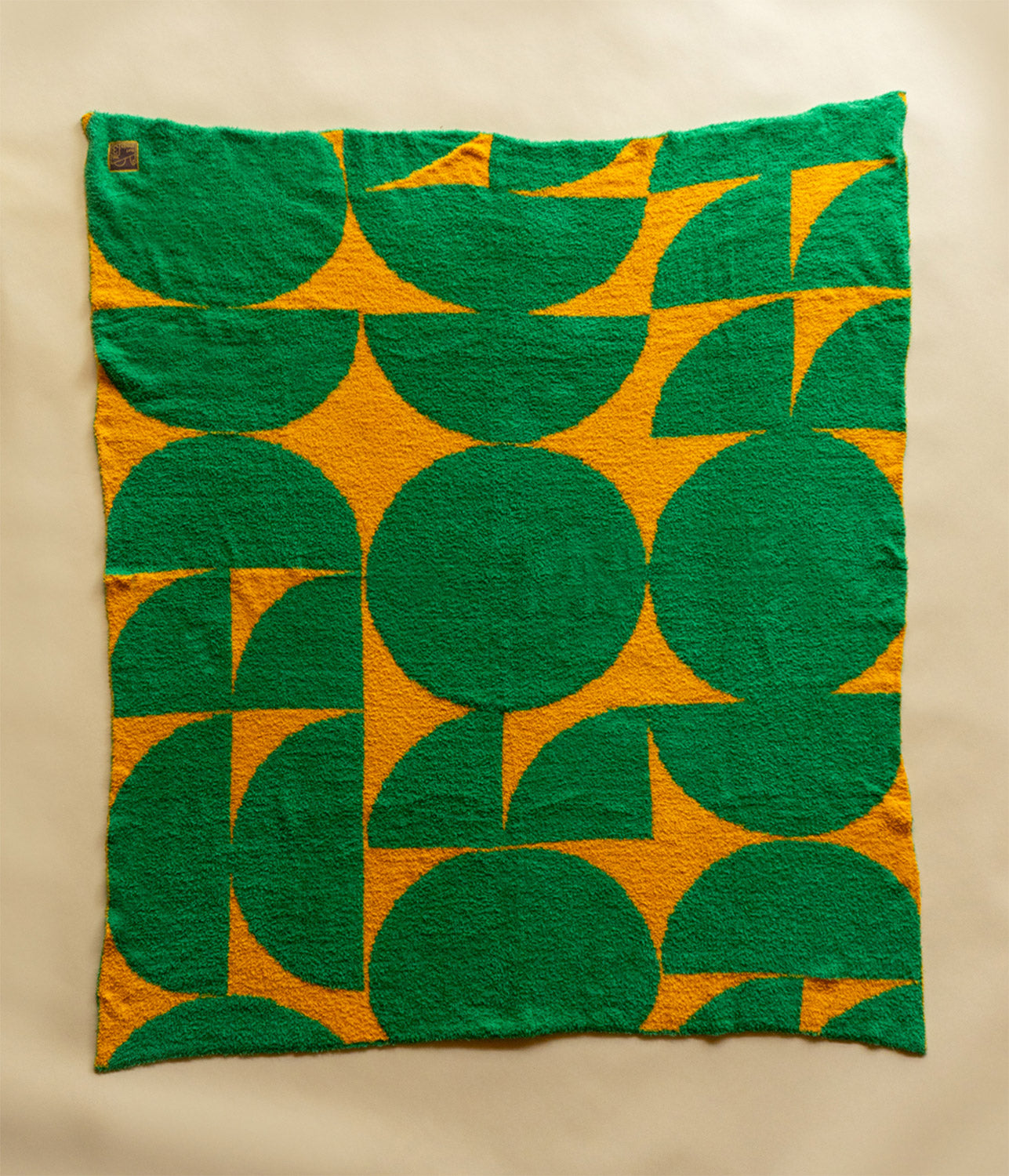 Surf Shacks Plush Throw Blanket (Green / Yellow)
